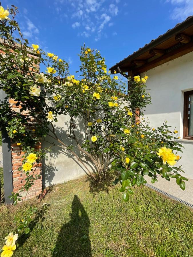 Agriturismo Cascina Mora Pavia Exterior foto