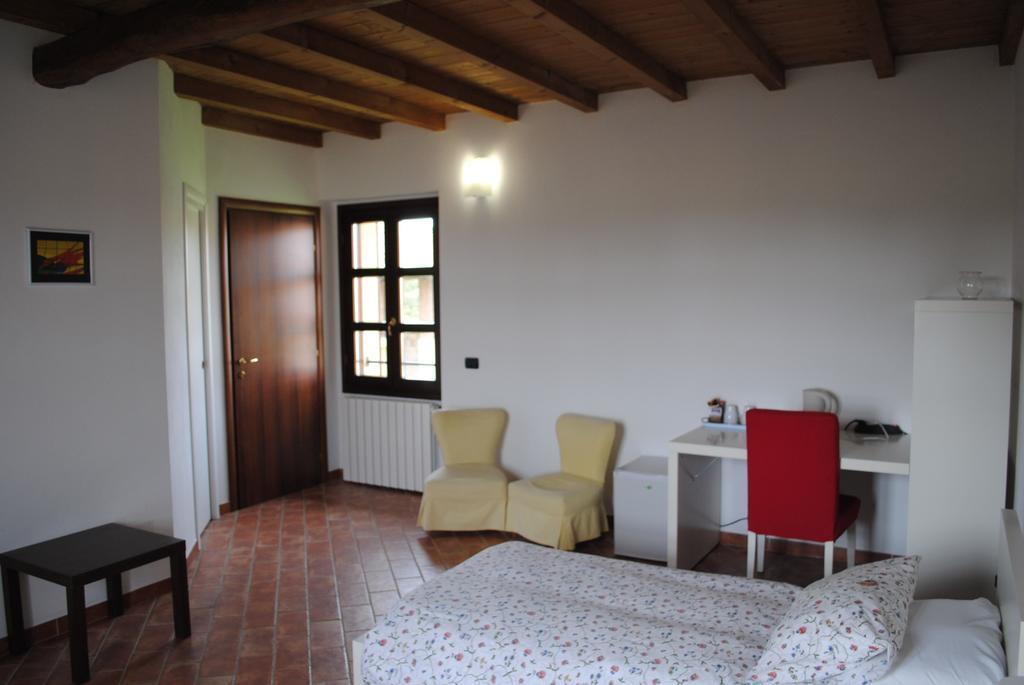 Agriturismo Cascina Mora Pavia Exterior foto
